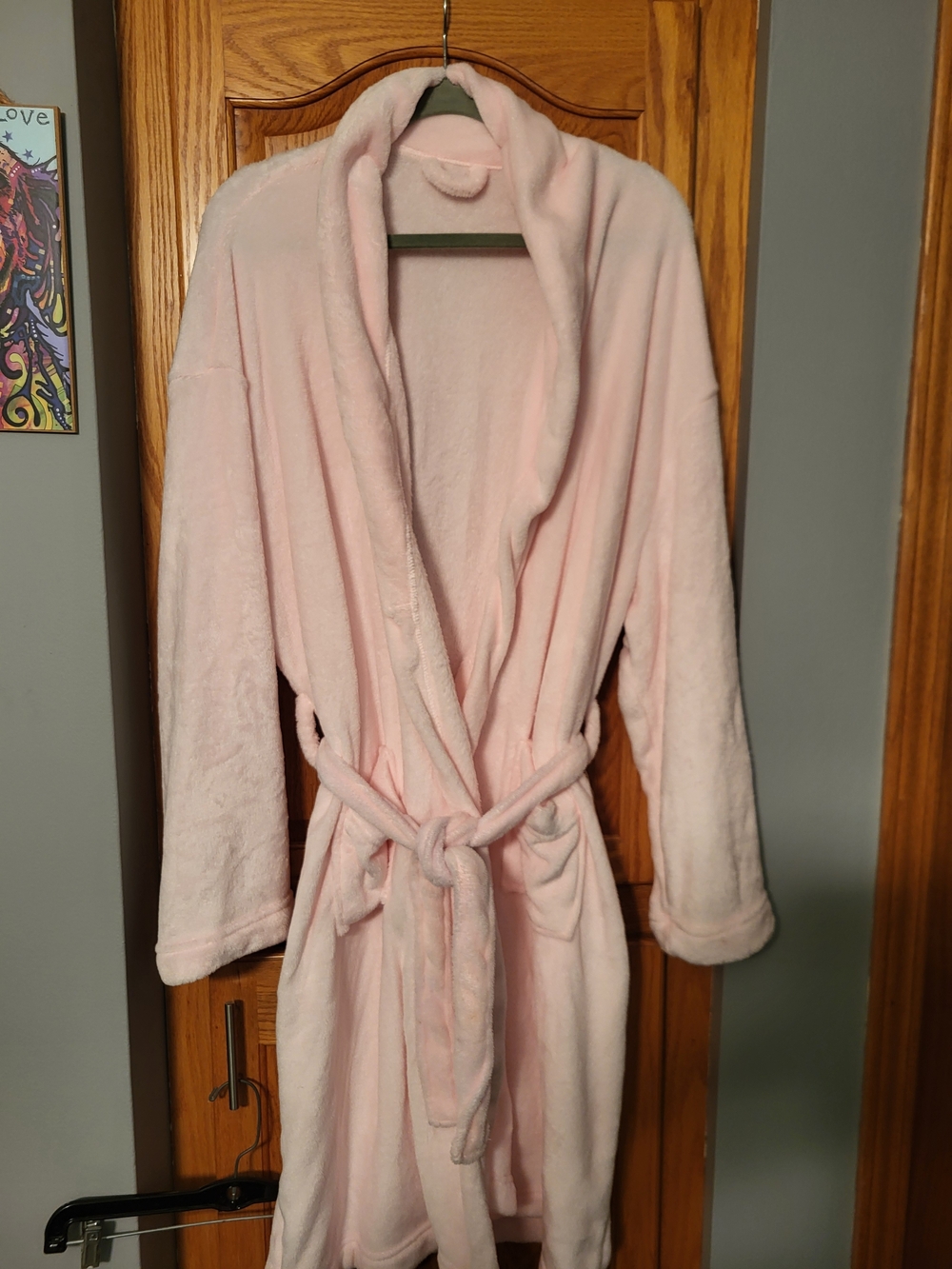 Soft Plush Women's Bathrobe - Light Pink